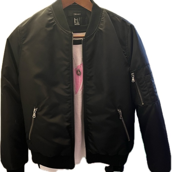 Forever 21 Jackets & Blazers - NWOT BOMBER JACKET (Black) F21.  Beautiful, simple, stylish.  PERFECT PRESENT!!